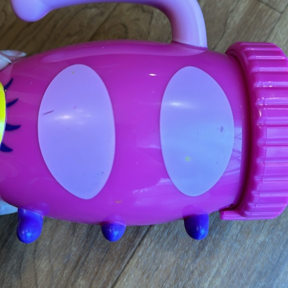 Melissa and Doug Lady Bug Flashlight and Butterfly Binoculars Set GUC - Picture 6 of 10